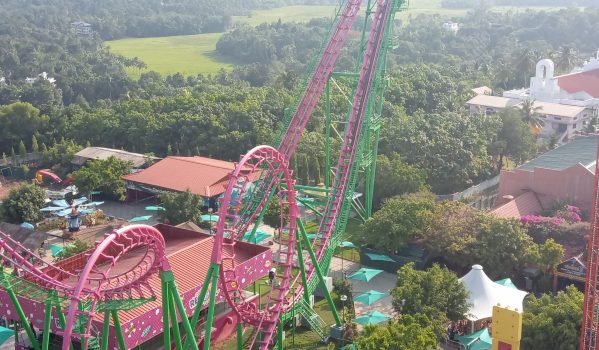 wavy-rides-at-wonderla-kochi